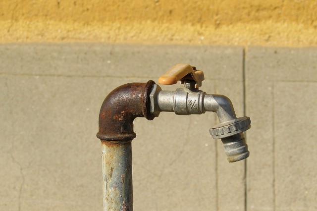 faucet-510863_1280
